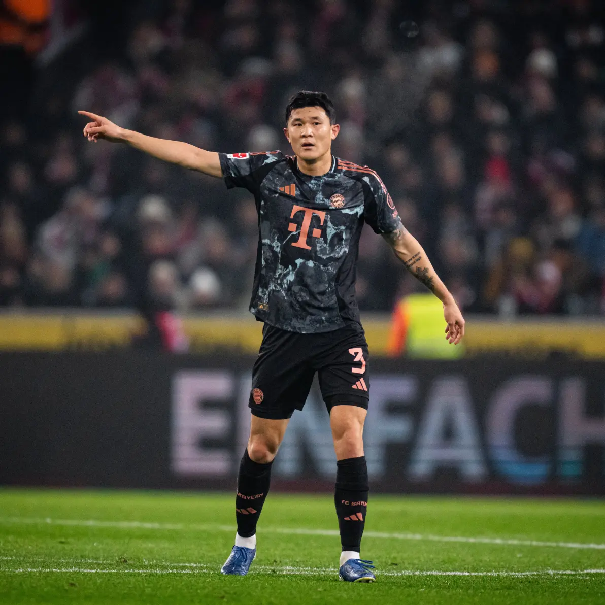 英雄联盟台服官网-赛前门兴格拉德巴赫调整名单以备意甲，止住颓势环节打磨，气氛紧张，赛季目标并未改变的简单介绍