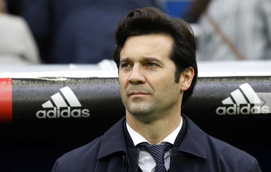 英雄联盟台服官网地址入口-里昂清晨完成体检，志在国王杯名次提升，压力陡增，轮换策略成焦点(maintenance中文翻译)