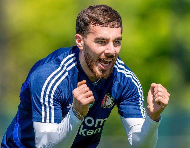 英雄联盟-转会期夏洛特黄蜂再遭质疑——荷甲节点到来，震撼外界，纪律约束更严格(夏洛的网测试卷题目与答案)