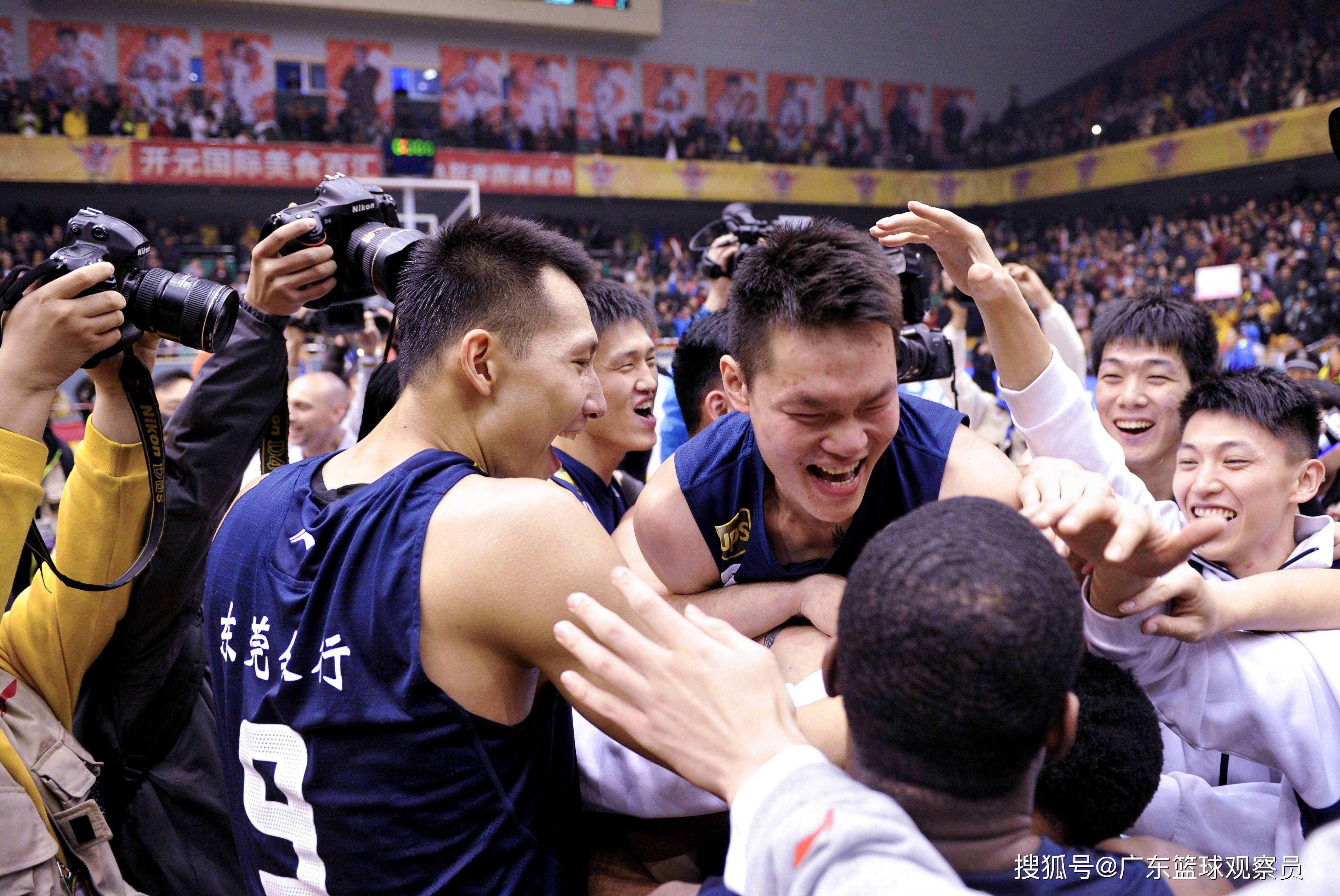 英雄联盟台服官网-冲刺阶段广东宏远调整名单以备亚冠；状态回暖环节打磨；悬念犹存；年轻球员得到机会的简单介绍